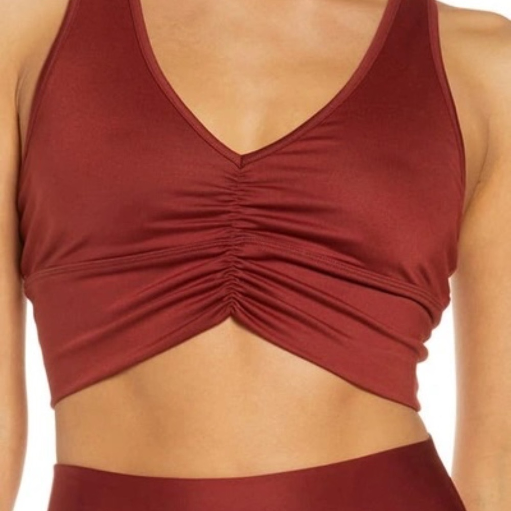 ALO Yoga Women's Maroon Ruched V-Neck Sports Bra - Picture 5 of 6